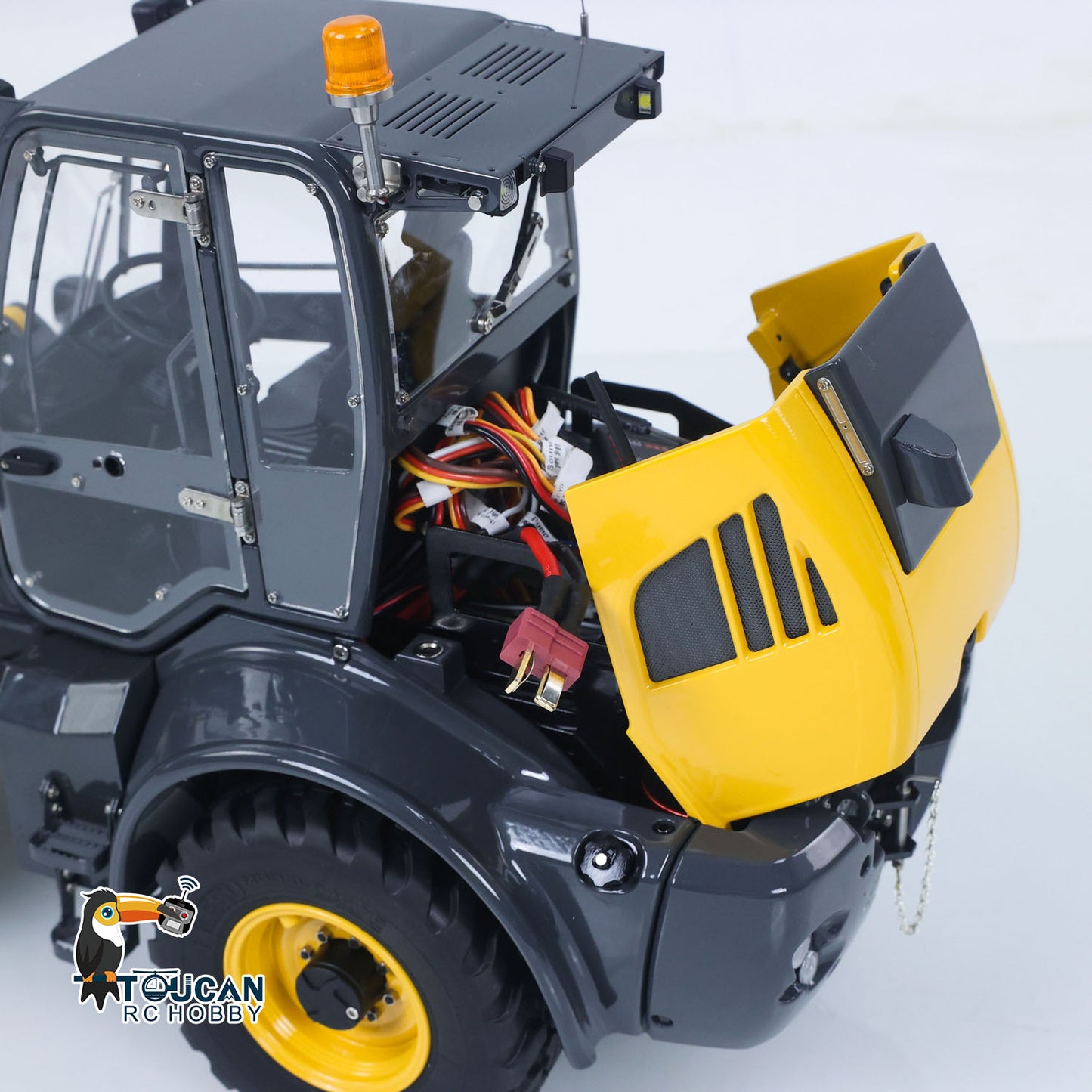 LESU Aoue WA100M-8 1/14 Metal 4x4 Hydraulic RC Loader A0021 Model with Brushless Motor Quick Release Coupler Sound Light System