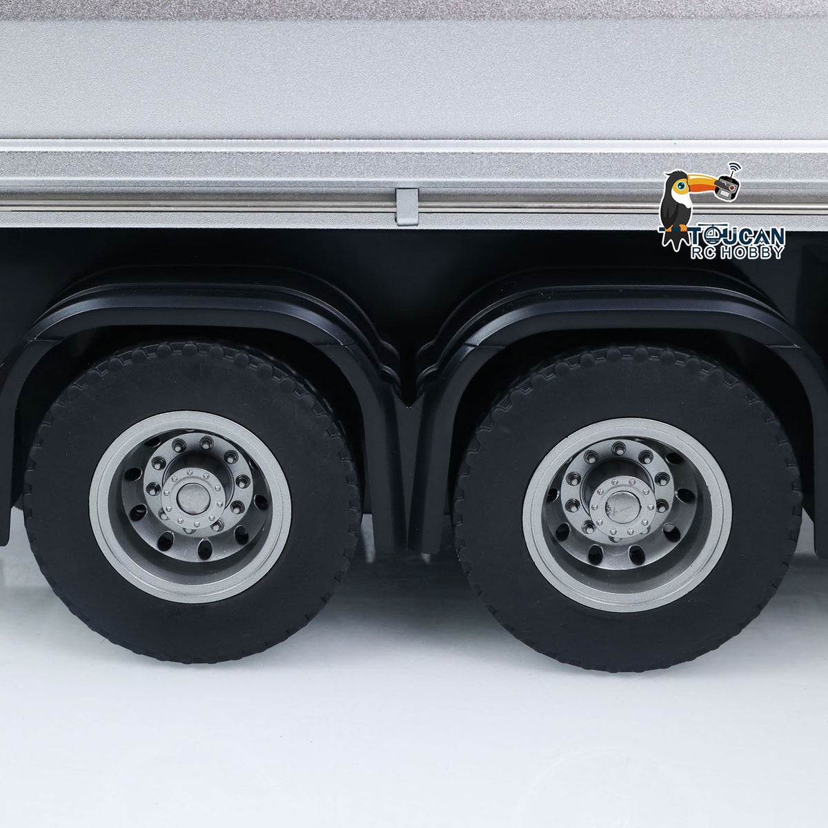 TOUCAN RC HOBBY HUINA 1/14 Metal Remote Control Dump Truck 1536-1 8X8 Electric Lifting RC Tipper Finished Model RTR Light Sound Effects Battery
