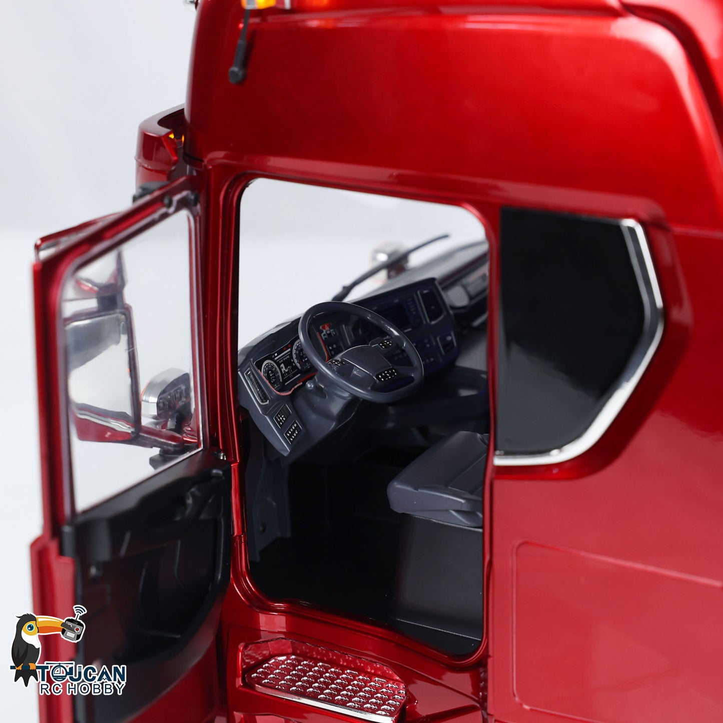 TOUCAN 1/14 Remote Control Tractor Truck 770S 6*6 Assembled and Painted Car Model Metal Chassis Light Sound Smoke Differential