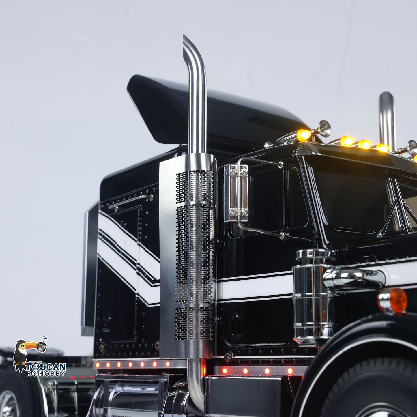 TOUCAN 8X4 King Hauler 1/14 RC Tractor Truck Model 3Speed Remote Control Lorry Car Chassis Suspension Flysky ST8 Radio Battery