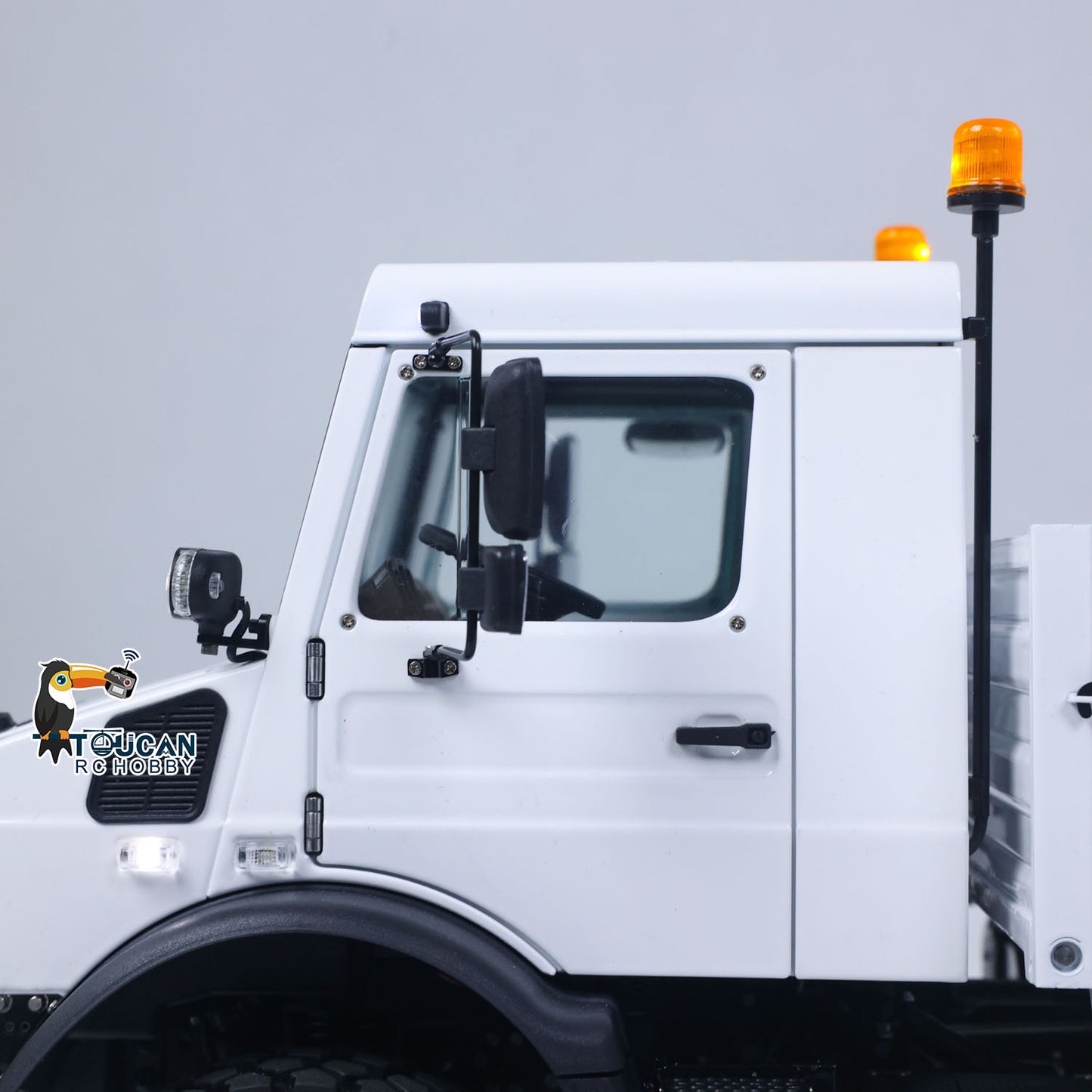 LESU 1/14 Metal Radio Control Off Road Car MT44023 4*4 RC All-Terrain Light Truck U4023 Light Sound Smoke Unit Axle Locks