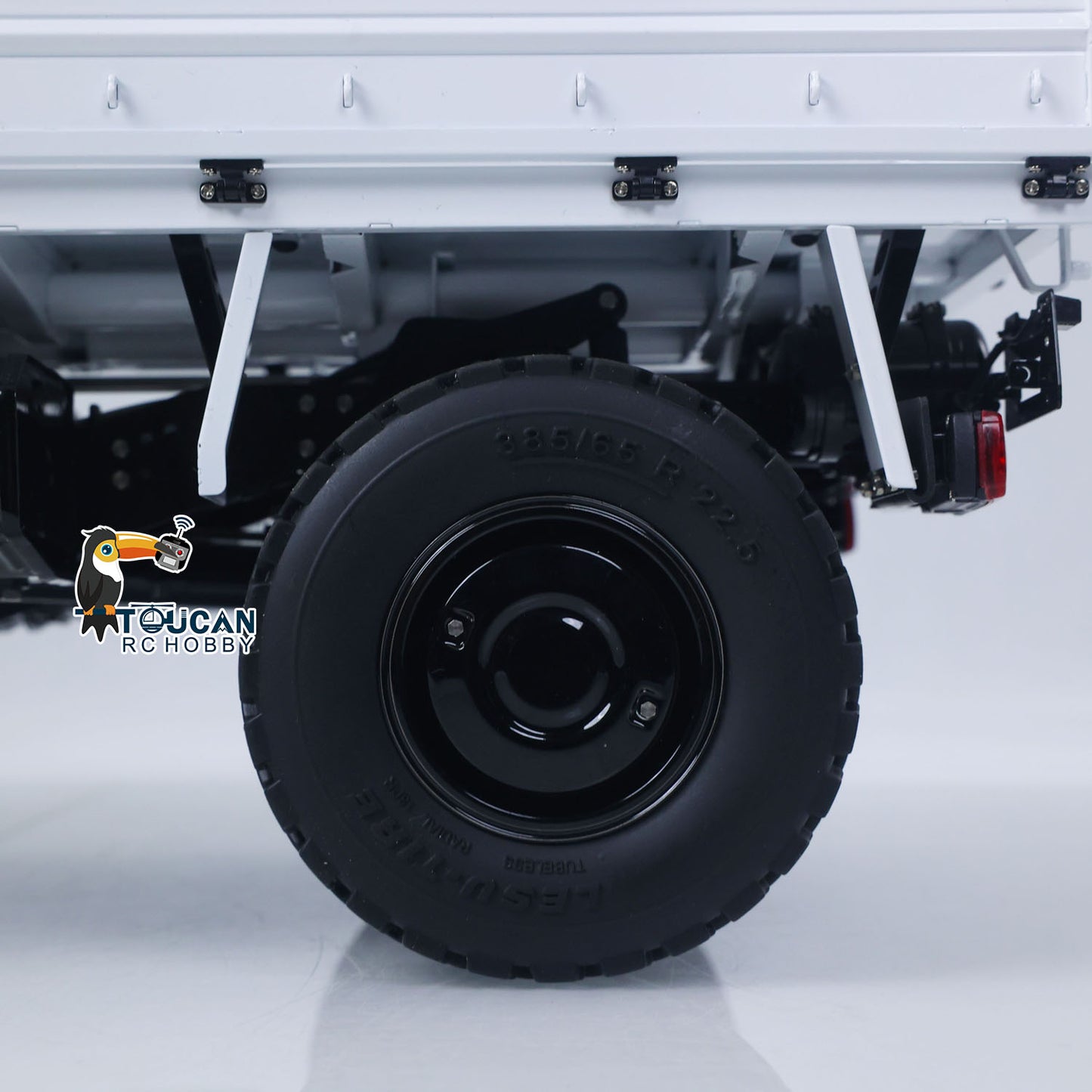 In Stock LESU U4023 4X4 1/14 RC Off Road Vehicle Metal ATV Light Truck MT44023 Model Light Sound Wheel Reduction Axle Lock Radio Battery