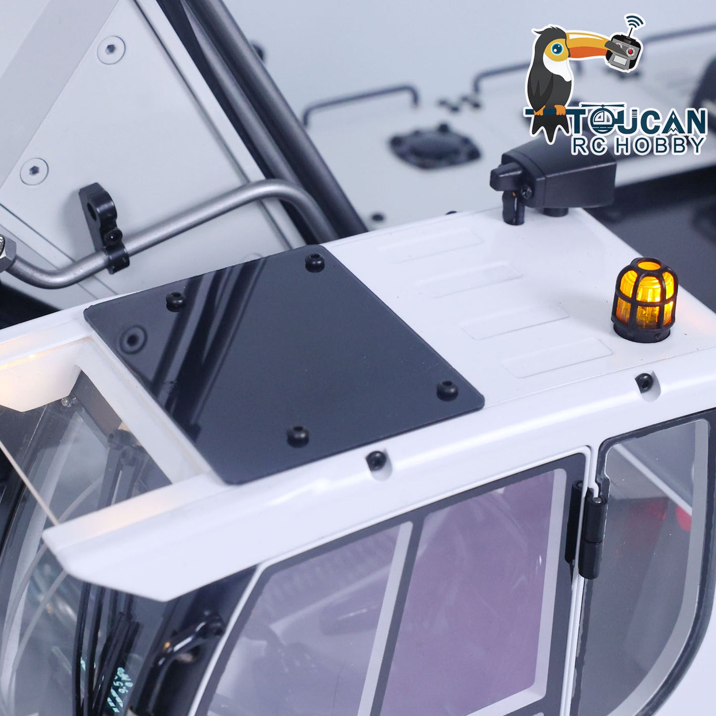 TOUCAN RC HOBBY MTModel 946-3 Metal 1/14 RC Hydraulic Excavator Construction Engineering Vehicle 8-ways Reserving Valves Tiltable Bucket Sound Light for Machinery Enthusiasts