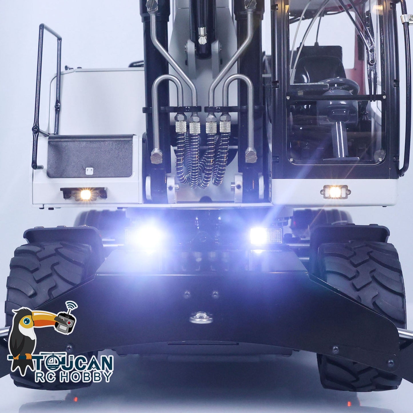 TOUCAN RC HOBBY MTModel 946-3 Metal 1/14 RC Hydraulic Excavator Construction Engineering Vehicle 8-ways Reserving Valves Tiltable Bucket Sound Light for Machinery Enthusiasts