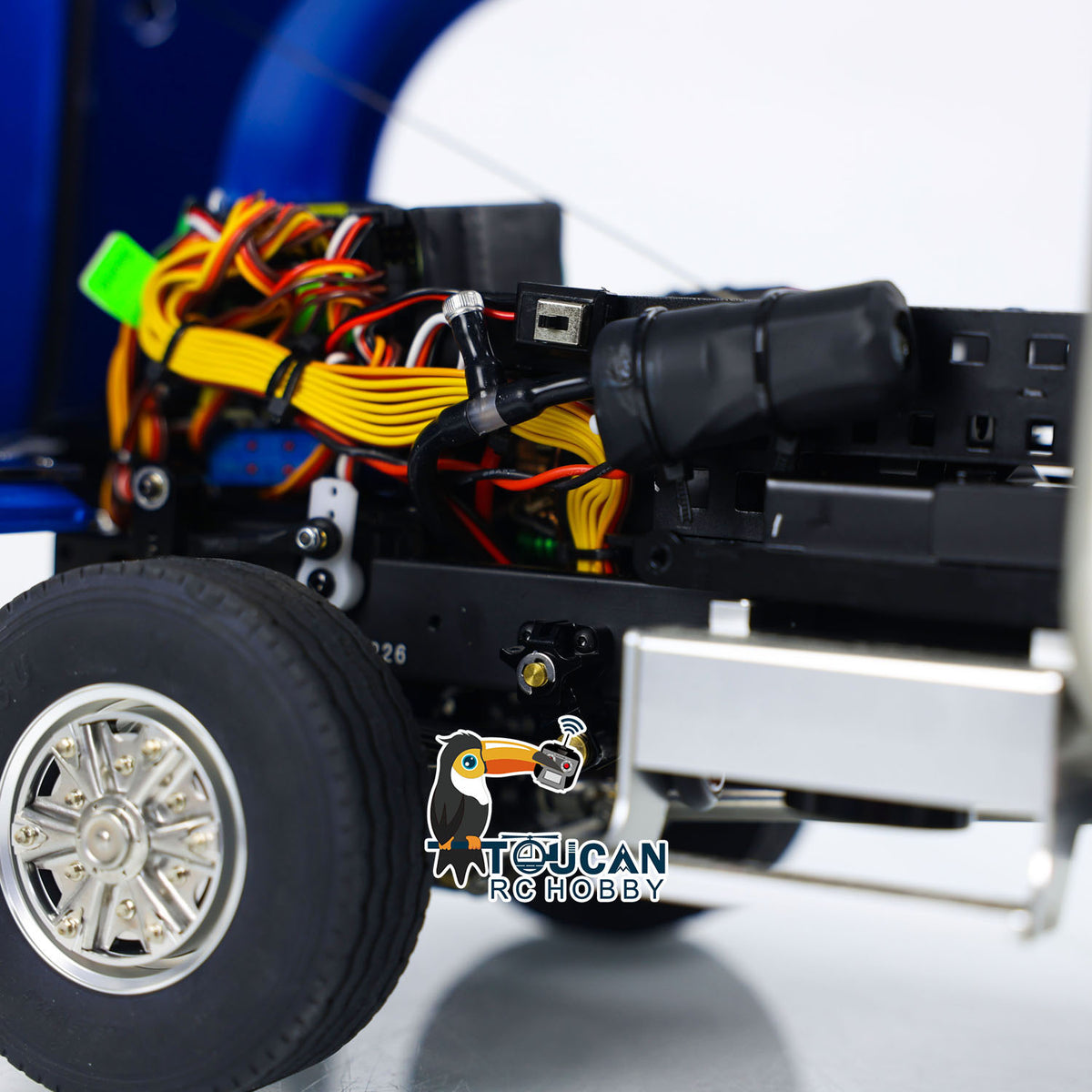 TOUCAN RC HOBBY 56344 1/14 Metal RTR RC Crane Tractor Truck 2-Speed Gearbox PL18EV Lite Remote Control Light Sound Smoke for Construction Model Collectors