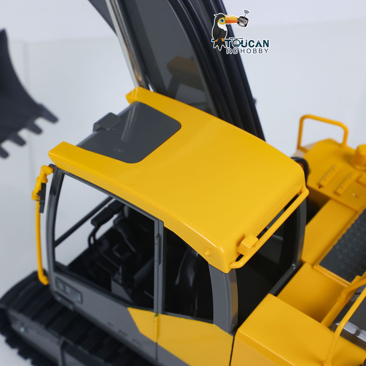 In Stock 1/16 DoubleE E598 003 Electric Lifting RC Excavator Metal 2Arms Remote Control Digger VO Hammer Bucket Claw 360?? Rotating