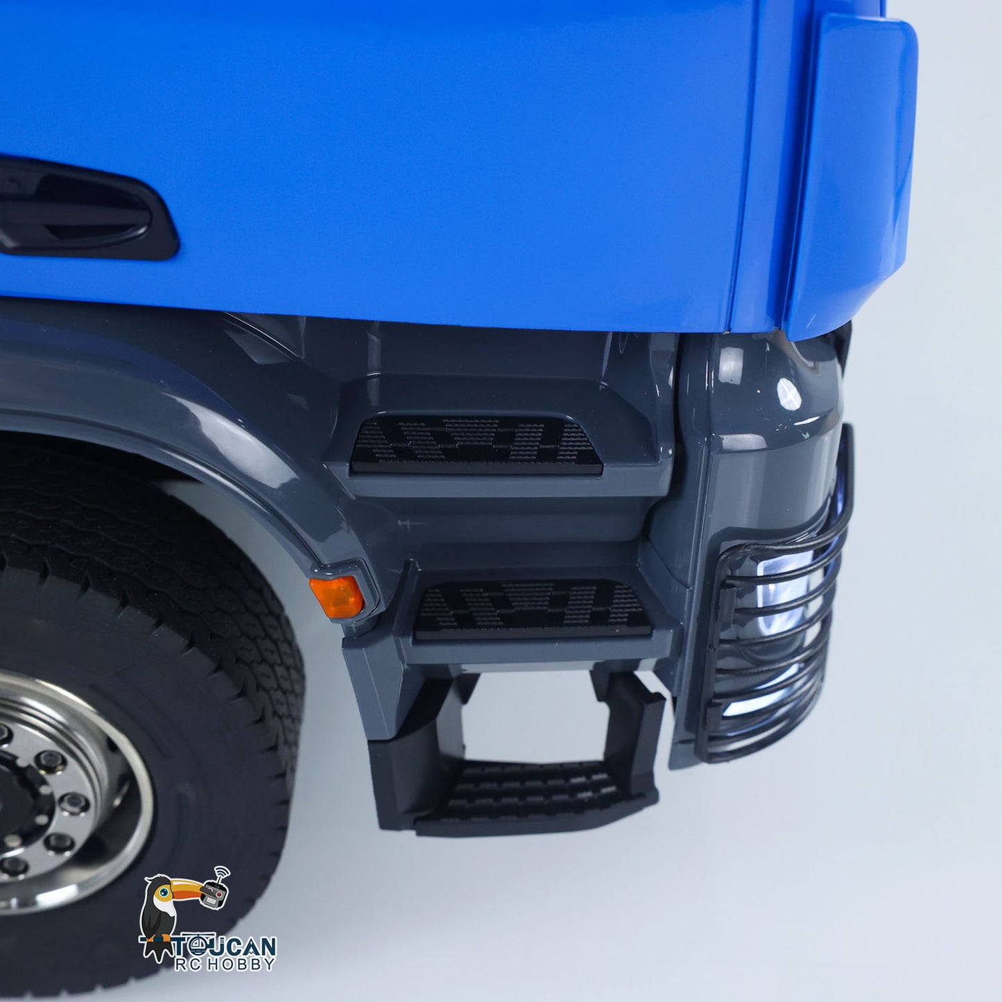 Toucanhobby 1/14 10x10 Metal RC Hydraulic Roll on off Crane Dumper Truck Tipper Vehicle 3-Speed Gearbox Rear Steering Lift XELite Controller 9-way Reversing Valve Light