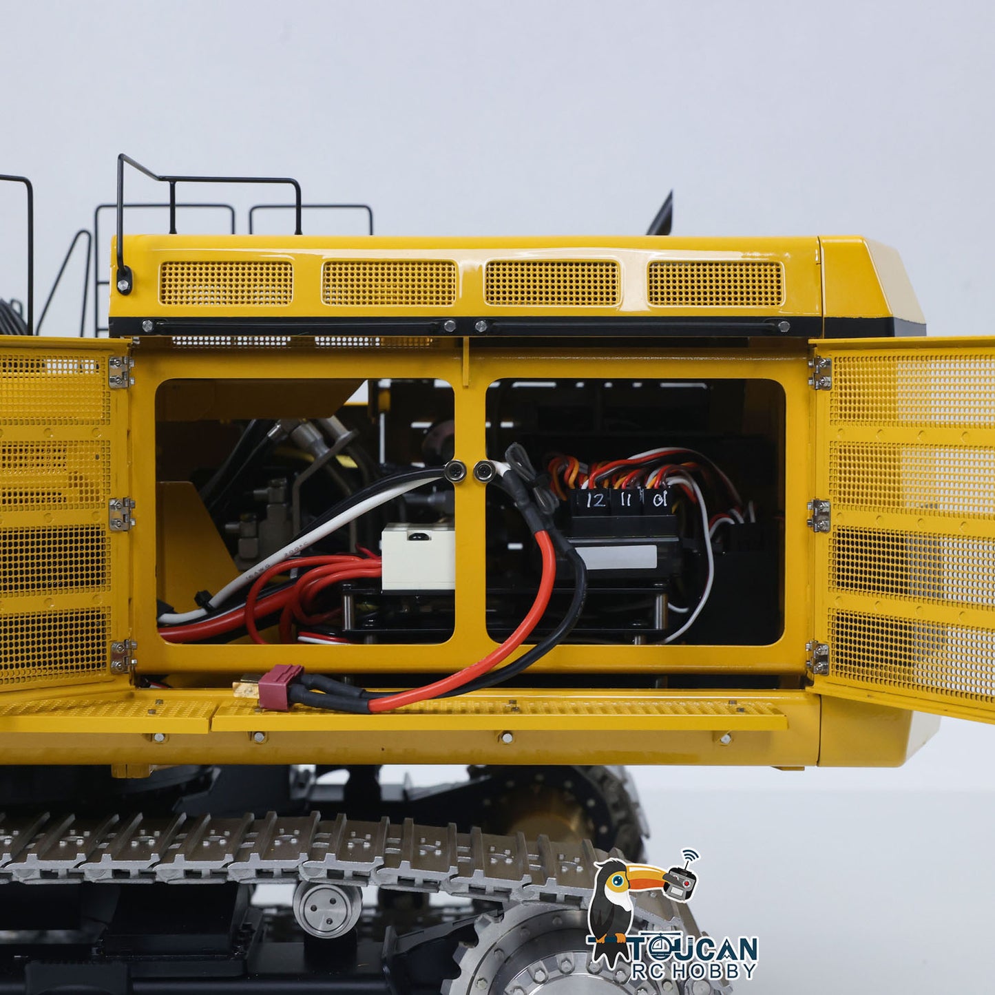 LESU C374F 1/14 Metal Hydraulic RC Excavator B0001 RTR PL18EV Lite Radio Controller LCD Screen Hobbywing Brushless ESC Sound & Light System