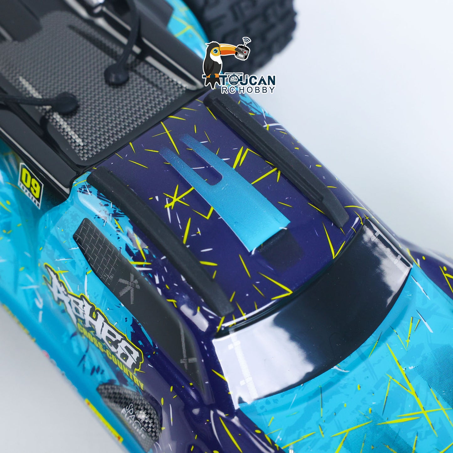 Fast Free Shipping for EU SCY 18101 Muti-Terrain 1/18 2.4GHz Sync Remote Control Off Road Vehicle PVC Body RC Electric Big Tire Truck Wheelie Bar LED Light