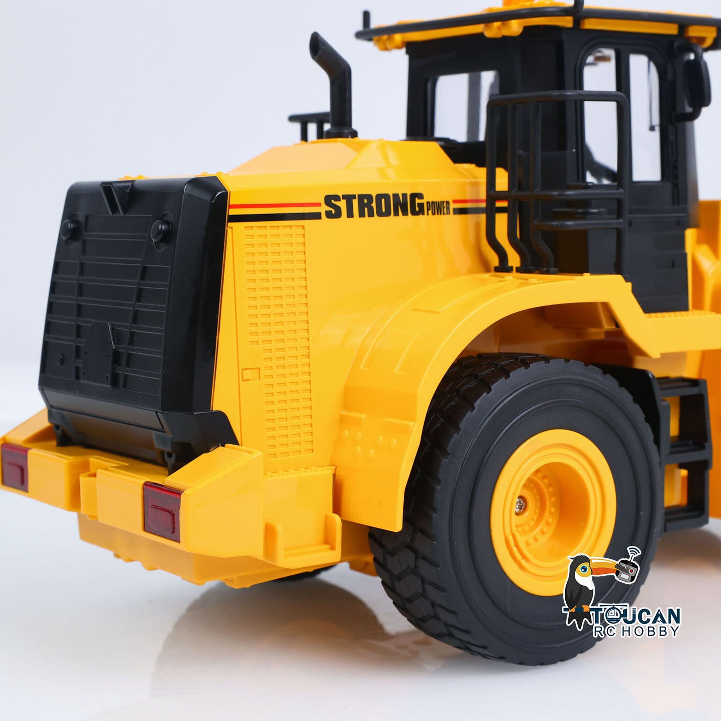 TOUCAN RC HOBBY HUINA 1/16 Half Metal Electric Remote Control Loader 552  Mini RC Engineering Vehicle Model Radio Lights Effect Sounds Effects