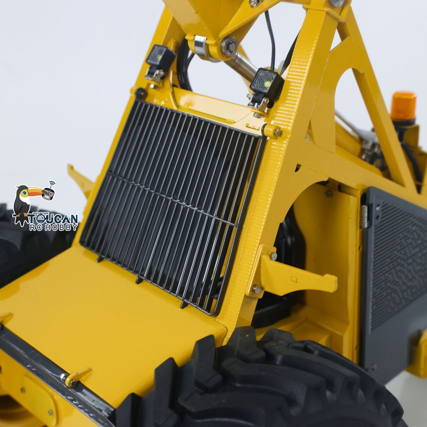 LESU Aoue 225A 1/14 Metal Hydraulic RC Log Loader A0019 with Timber Grapple 4CH Directional Valve Brushless Motor Sound Light System