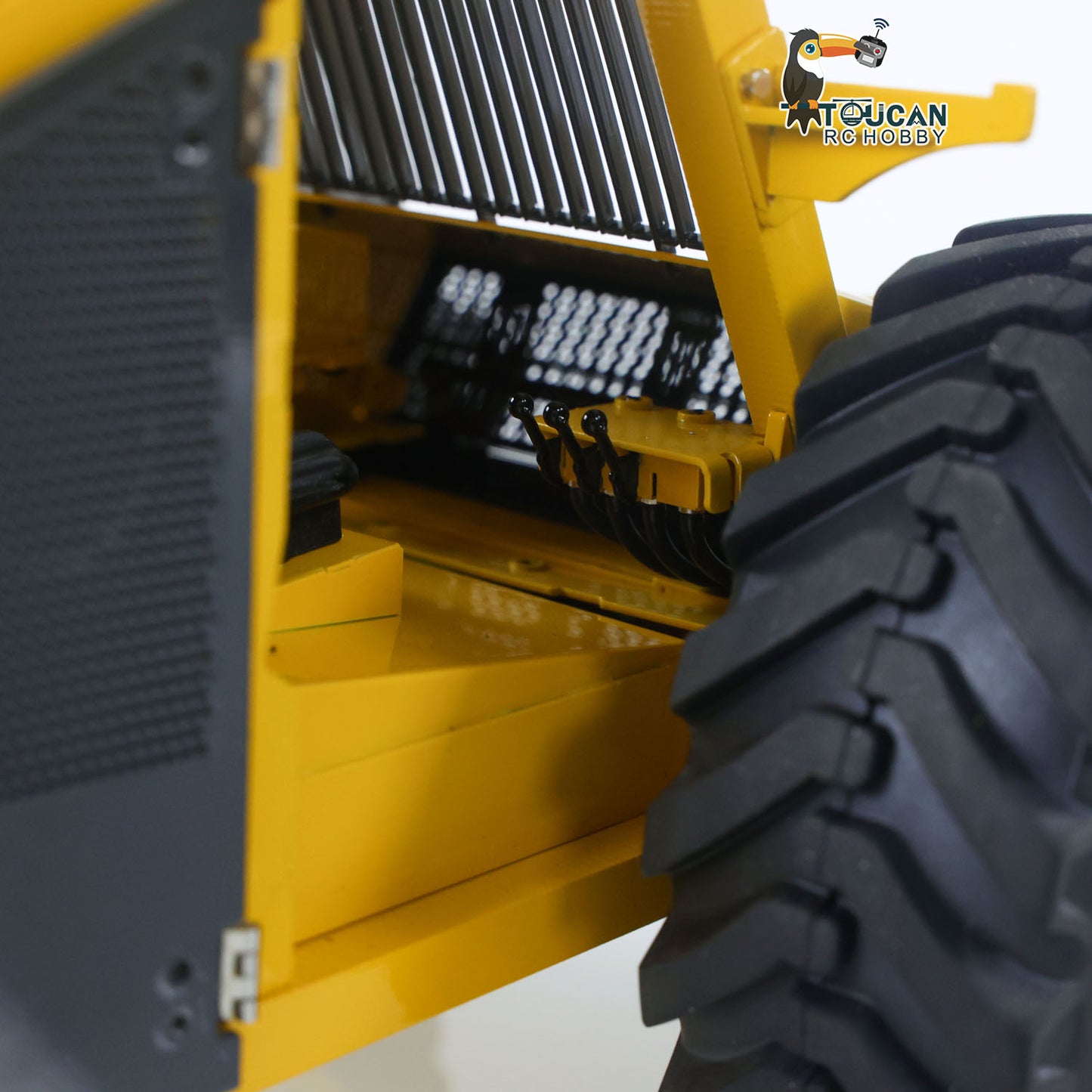 LESU Aoue 225A 1/14 Metal Hydraulic RC Log Loader A0019 with Timber Grapple 4CH Directional Valve Brushless Motor Sound Light System