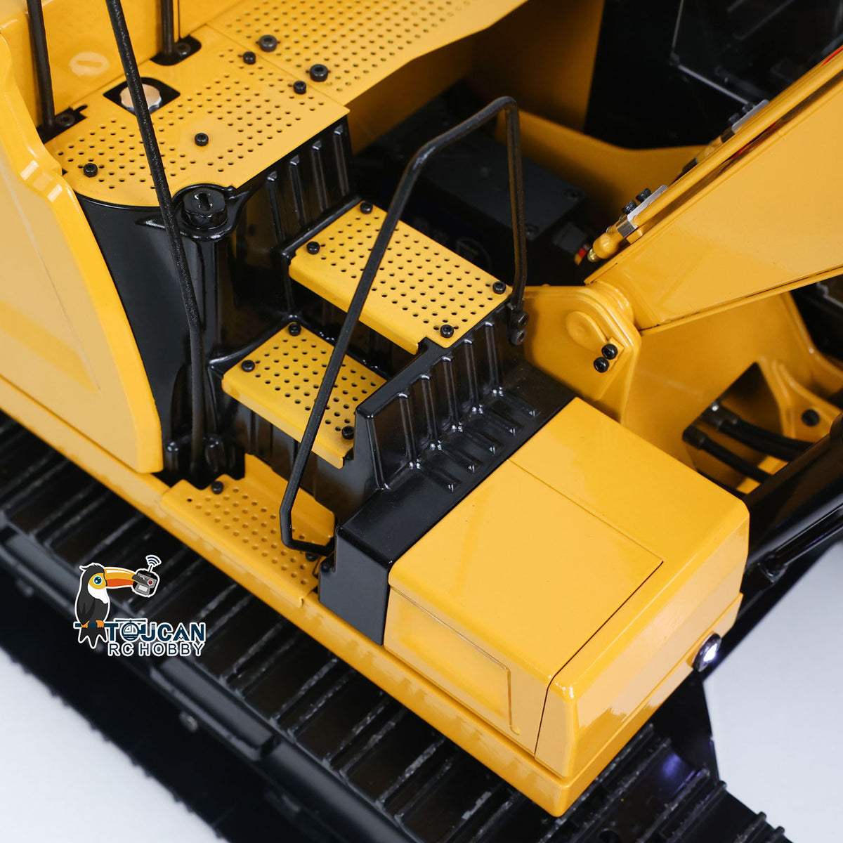 TOUCAN RC HOBBY Metal 1/14 Remote Control Hydraulic Excavator 320 3Ways Valve RC Digger Engineering Vehicle ST8 Radio Lights Battery RTR Model