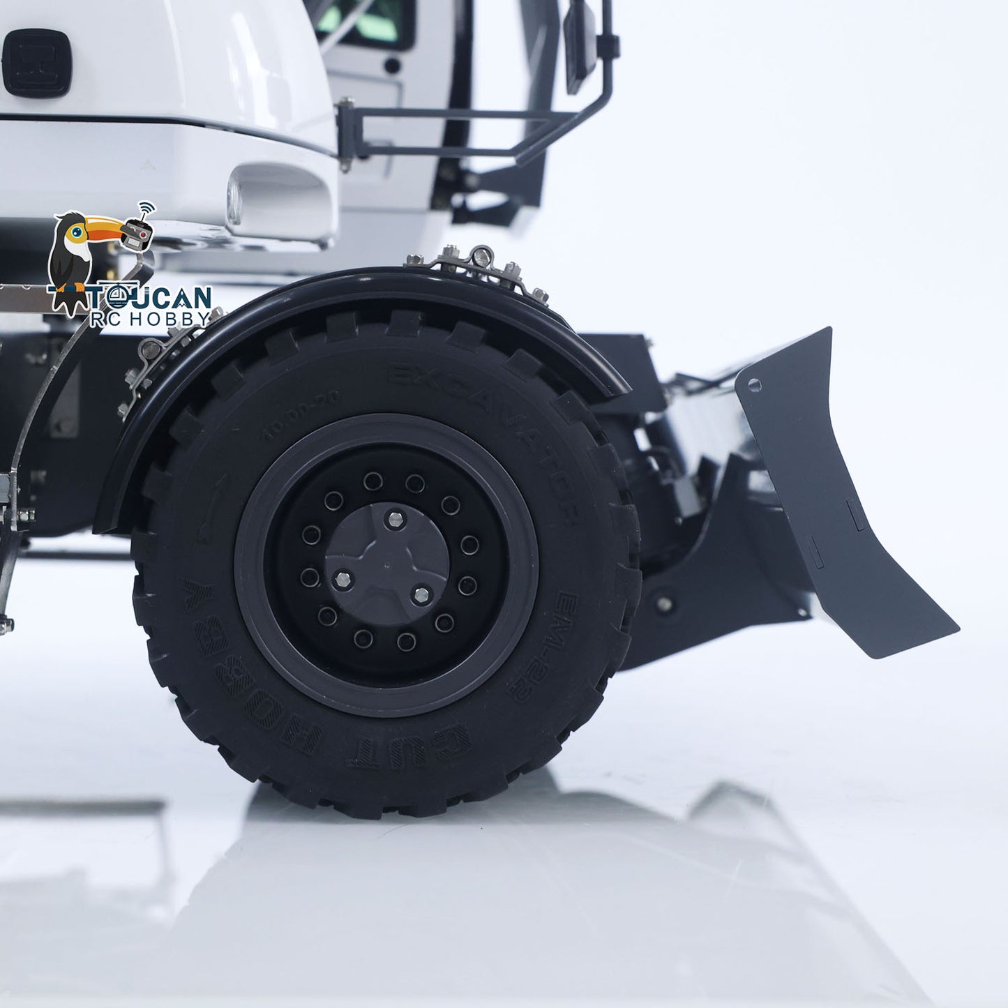 Big Discount 1:14 Metal RC Hydraulic Wheeled Excavator LR914 4*4 3-arms Digger Engineering Vehicle RTR Axle Lock Upgrade Brushless Motor 8-ways Valve PL18EV Lite Radio Controller Light Sound