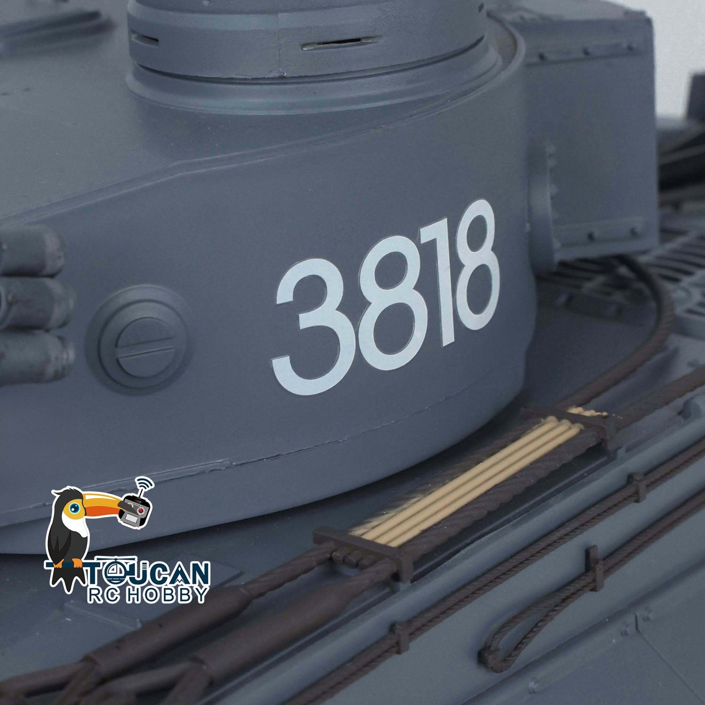 TOUCAN RC HOBBY Henglong 1/16 TK7.0 German Tiger I RTR RC Tank 3818 with 360 Degrees Turret Infrared Combat Smoke BB Unit Metal Tracks Sprockets