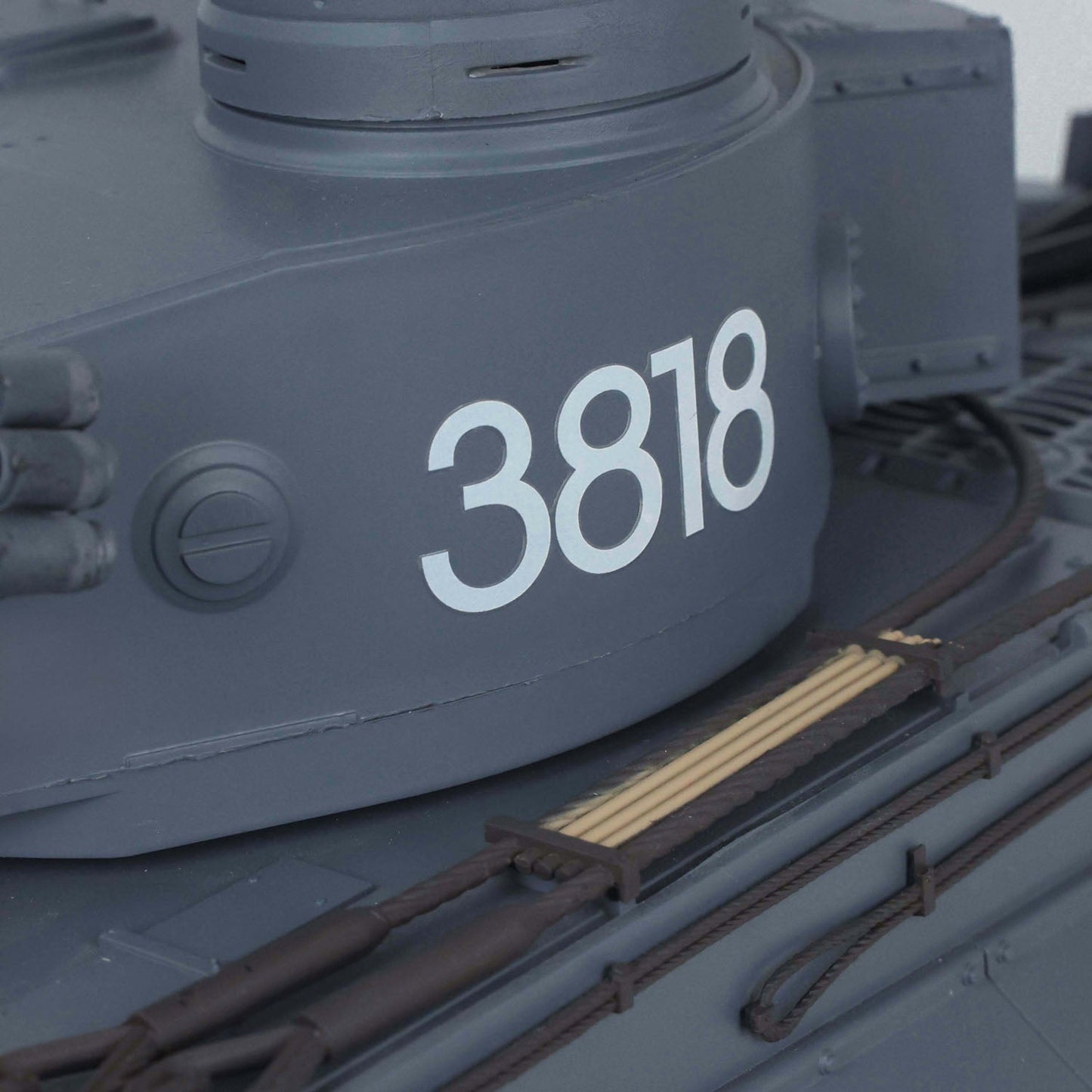 TOUCAN RC HOBBY Henglong 1/16 TK7.0 Plastic German Tiger I Panther RTR RC Tank 3818/3819 360 Degrees Turret Infrared Combat BB Sounds Lights Smoke Model