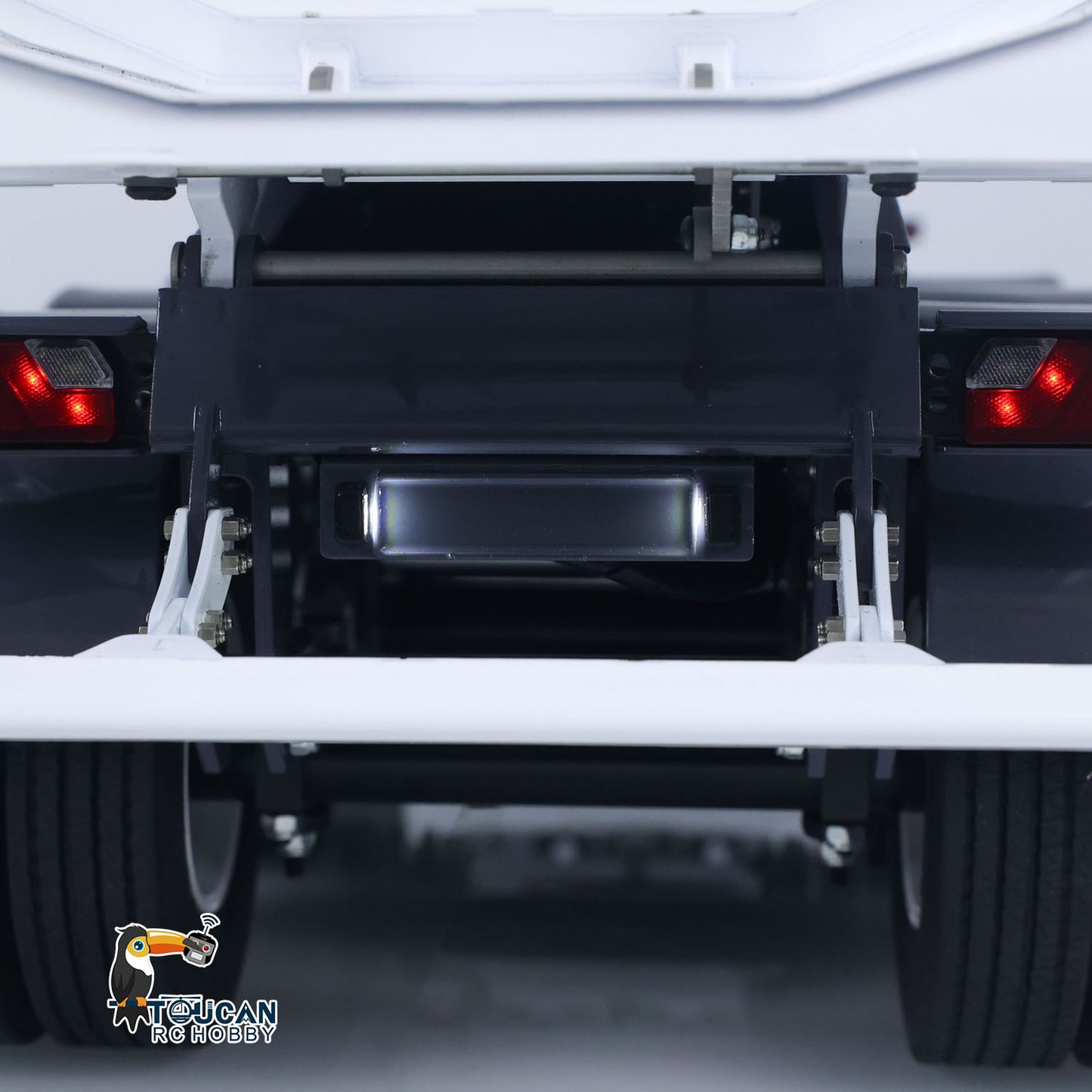LESU A0045 1/14 Metal Hydraulic RC Semi Dump Trailer Model with Electric Legs for RC Tractor Truck Construction Model Enthusiast