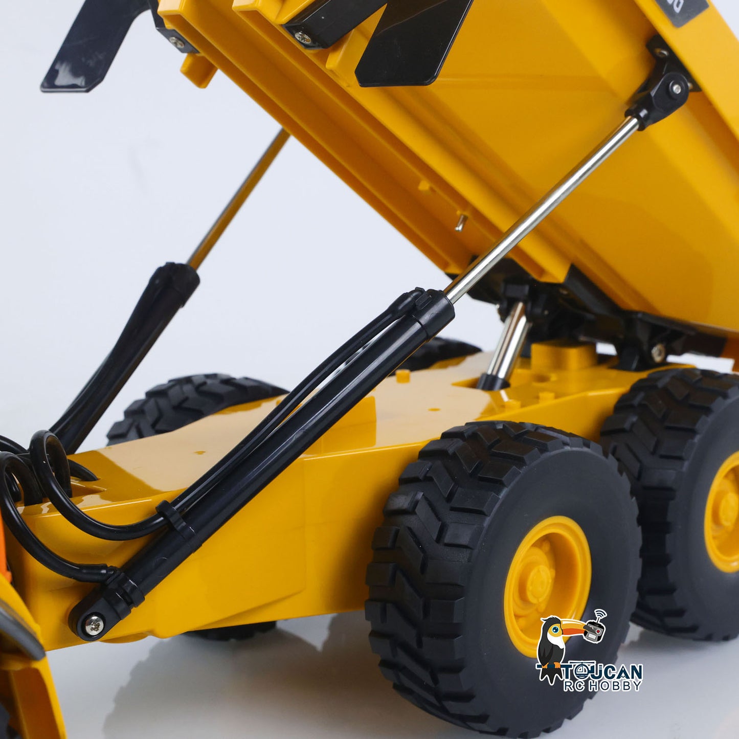 Plastic DoubleE E591 003 1/20 RC Articulated Dumper 6WD Electric Remote Control Truck VO Motor Battery USB Charging Cable RTR