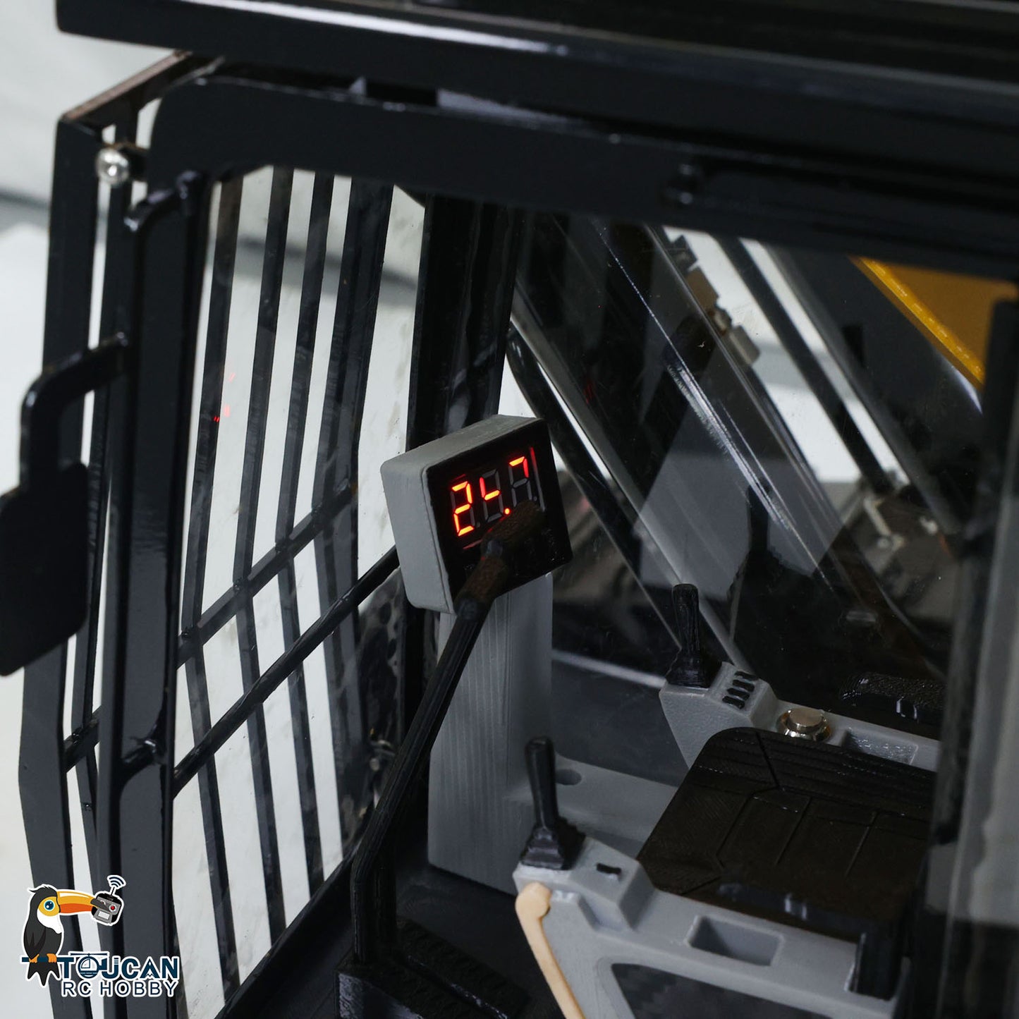 1/8 Metal Remote Control Hydraulic Excavator 390F Heavy Duty 3CH Valves RC Construction Vehicle Models Flysky PL18EV Radio