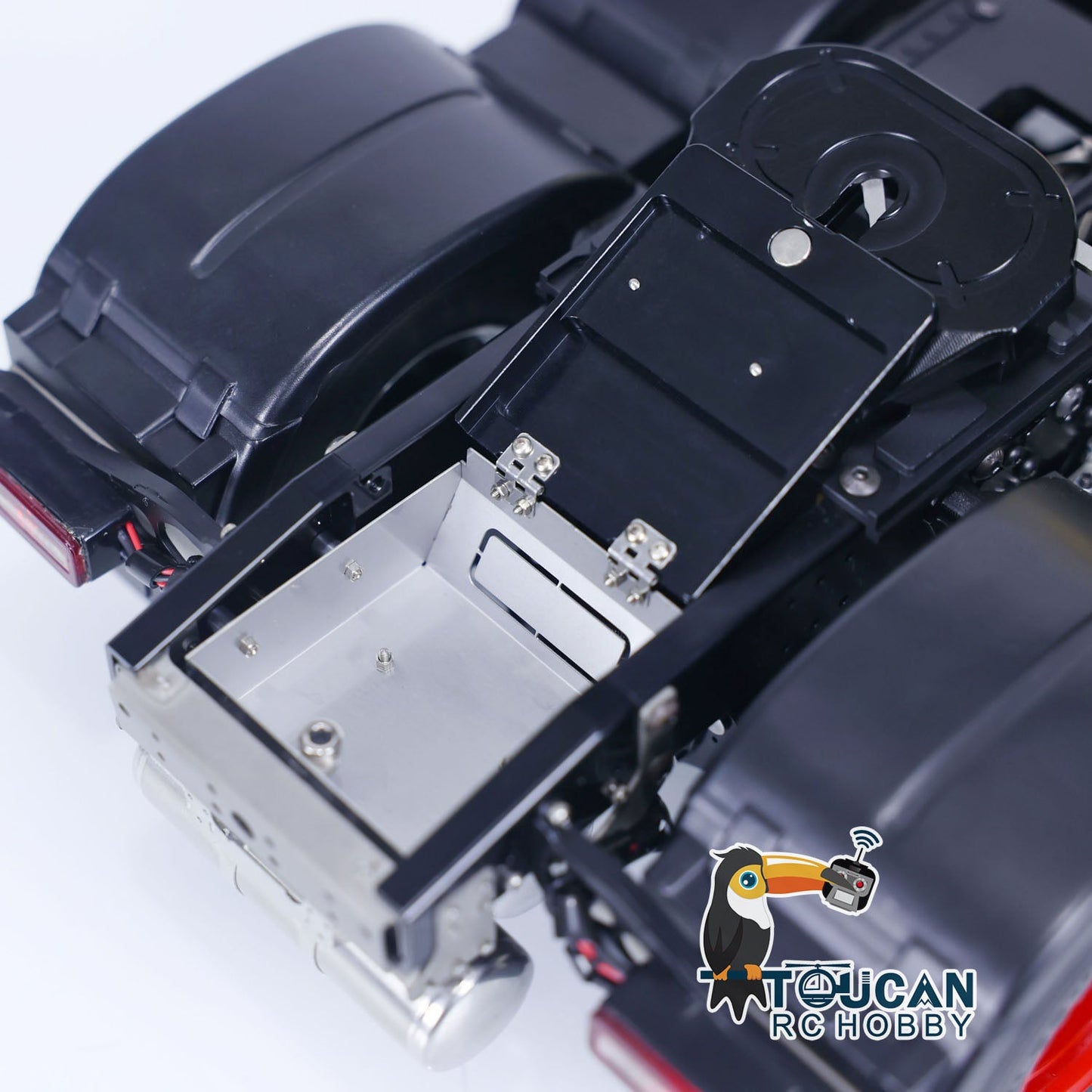 Second-hand LESU 1/14 6x6 RC Tractor Truck 3 Axles Painted Assembled Remote Control Car Model DIY Emulated Vehicle Optional Versions