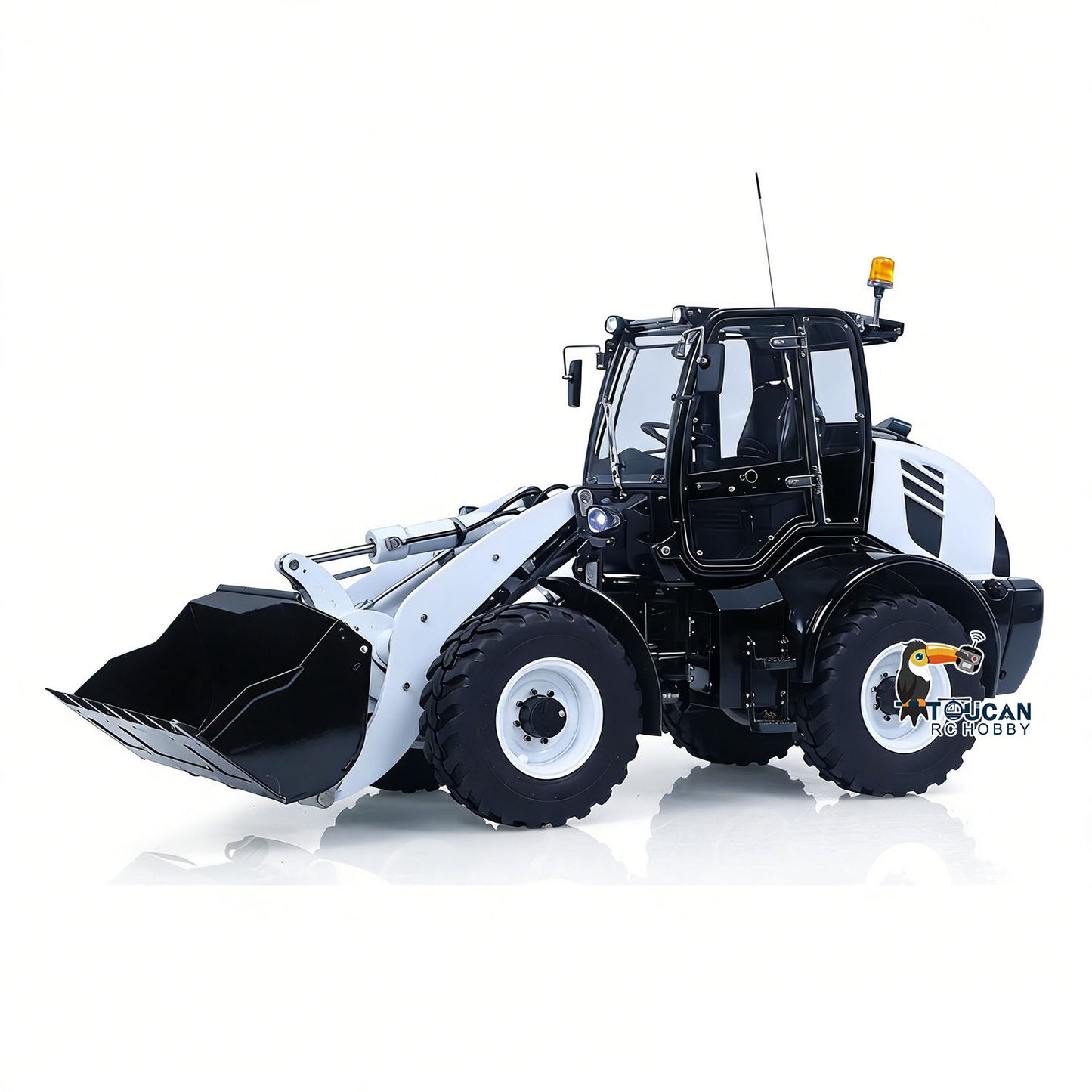 LESU Aoue WA100M-8 1/14 Metal 4x4 Hydraulic RC Loader A0021 Model with Brushless Motor Quick Release Coupler Sound Light System
