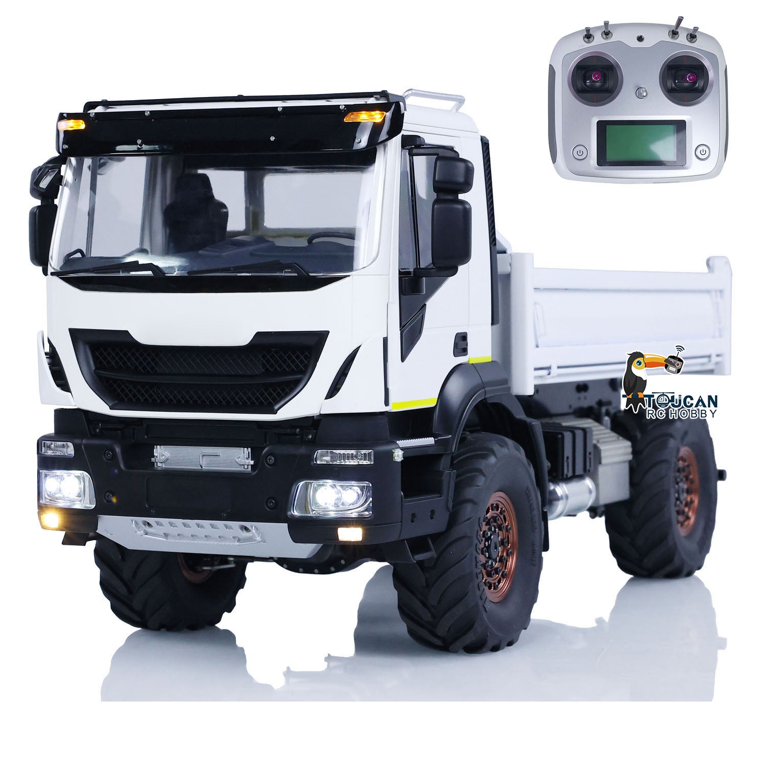 In primo piano gru idraulica camion all'ingrosso per la consegna di qualsiasi risorsa In primo piano gru idraulica camion all'ingrosso per la consegna di qualsiasi risorsa