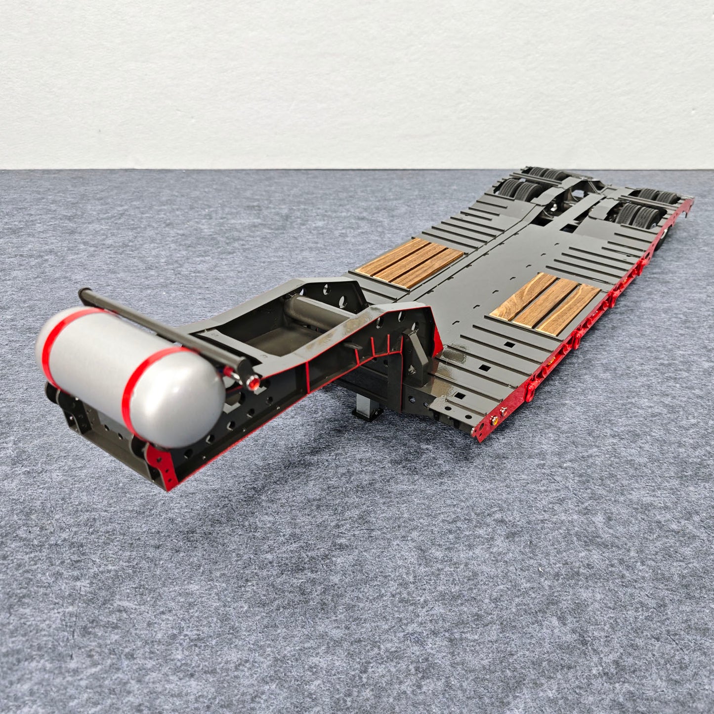 Stainless Steel Gooseneck Lowboy Trailer 2 Axles W/ Lamp Beads for 1/14 DIY Tamiya Remote Control Tractor Truck No Battery