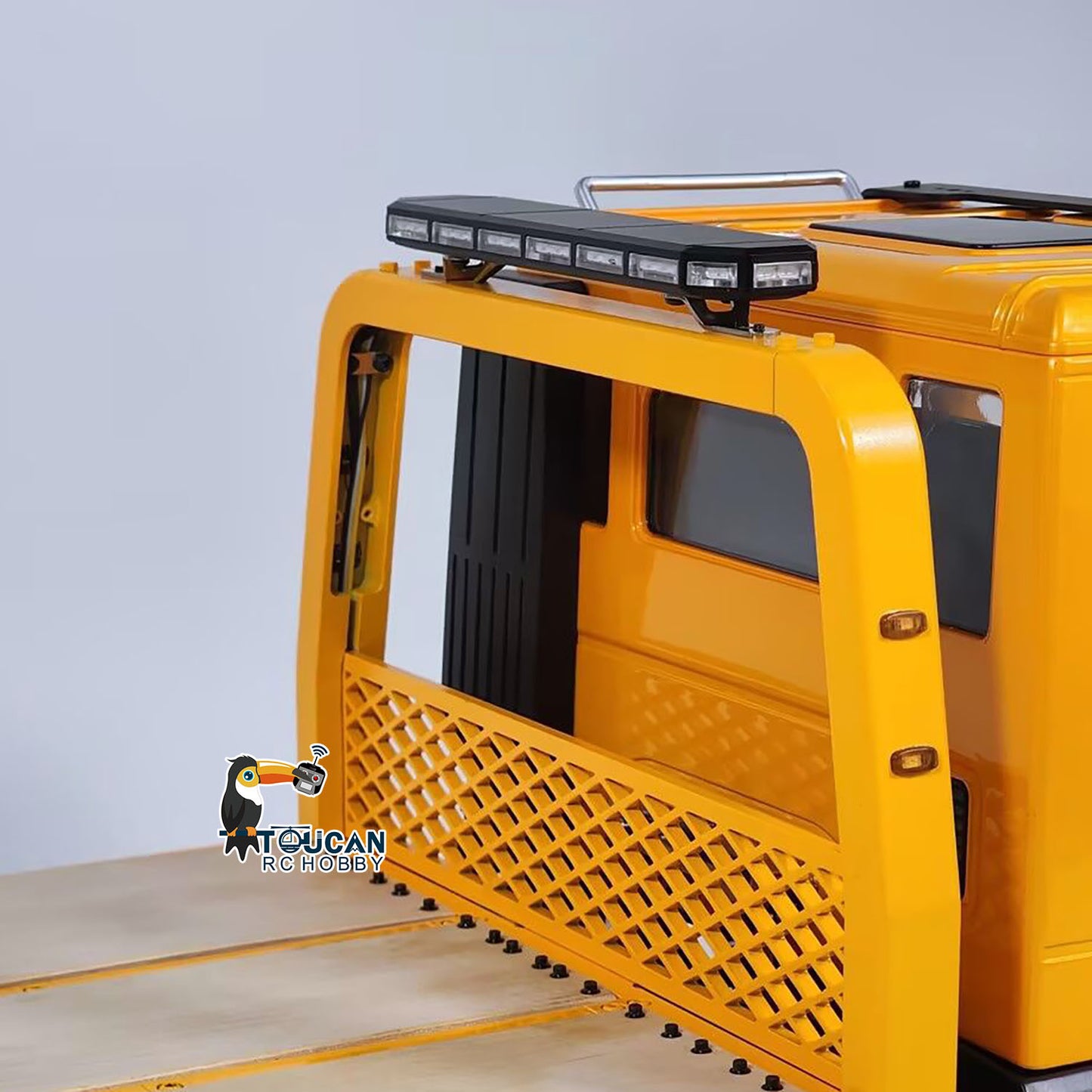 1/14 8x8 RC Hydraulic Equipment Remote Control Rescue Vehicles Wrecker Truck Sounds Lights Assembled Painted Hobby Model DIY