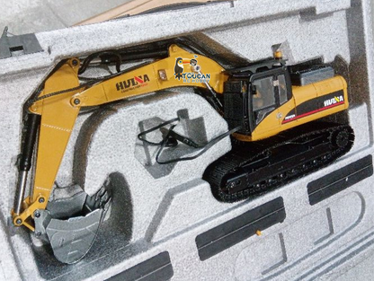 Free Shipping Second Hand US Stock HUINA New Upgrade 580 1/14 Metal Excavator Model Engineering Vehicle Electric Ball Grabber 360 Rotating Shear Claw Sound Lights