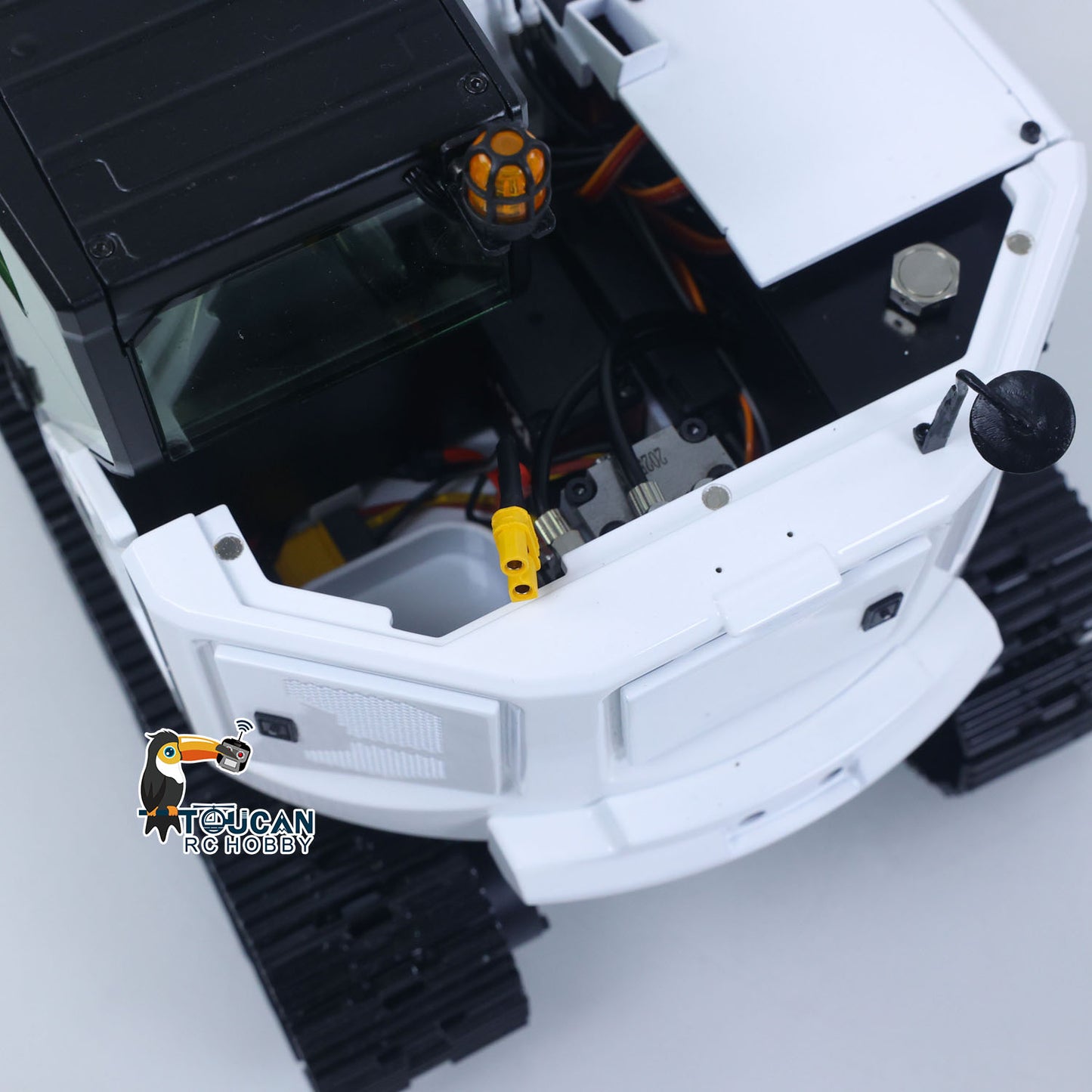 1/14 C308 RC Hydraulic Excavator 4 Valve Remote Control Construction Vehicle Extended Arm Brushless Motor No Sounds Charger