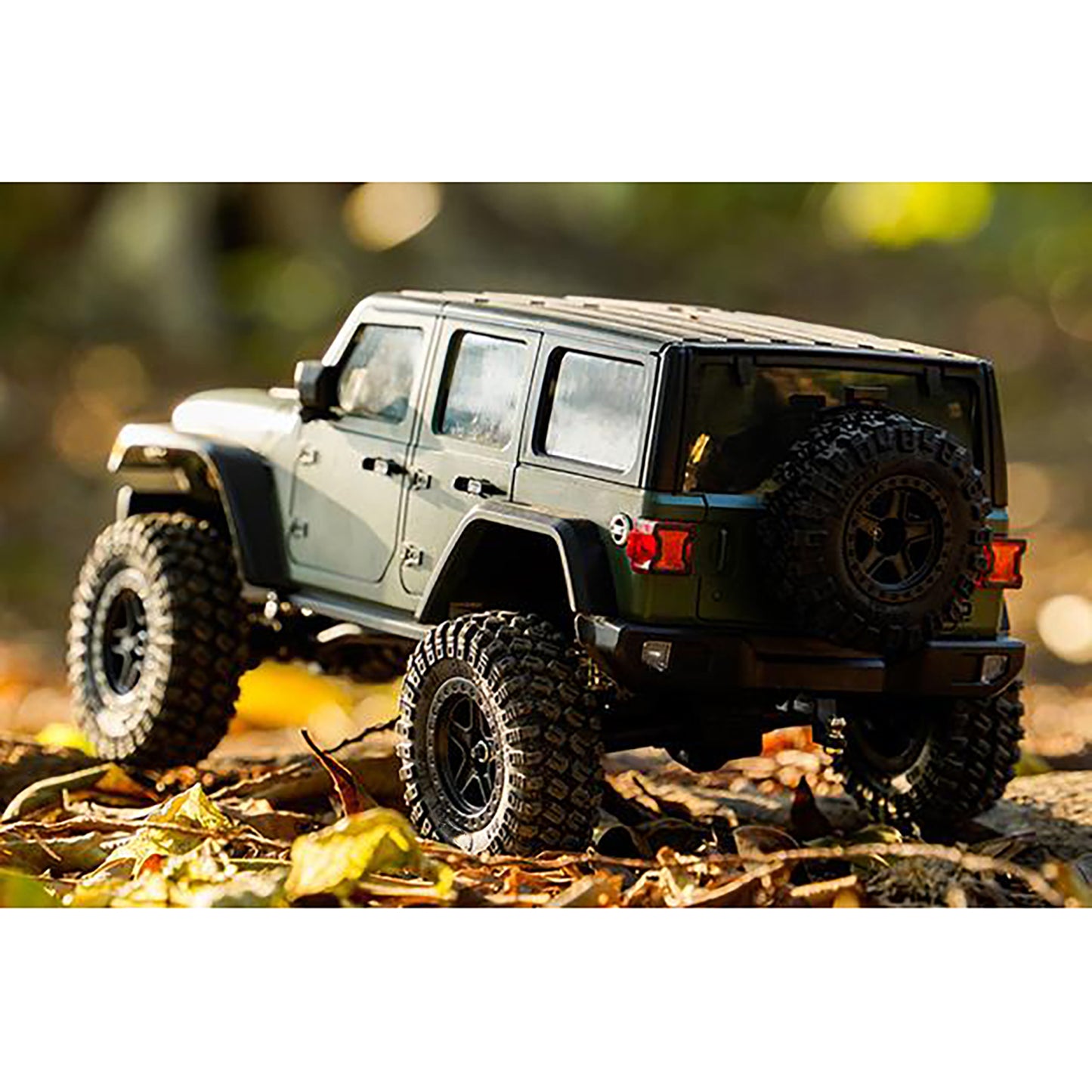 1:18 4*4 RC Simulation Rock Crawler Car C8801 2.4G Wireless Control Off Road Vehicle RTR Crawler Brushed Motor ESC LED Lights