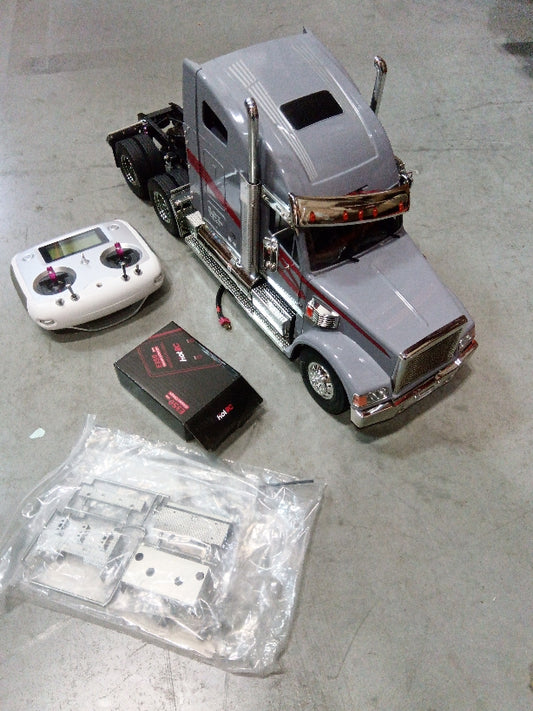 Free Shipping Second Hand US Stock Customized DIY Hauler 56314 6*4 1/14 RC Tractor Truck Remote Control Lorry Car Model Light Sound I6S Radio Battery