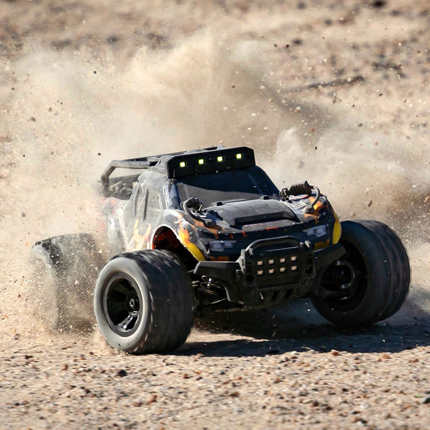 In Stock 1/18 2.4GHz RC 4WD Car C8810 Remote Control High Speed Off Road Vehicle RTR Carbon Brush Motor ESC Servo LED Lights Battery