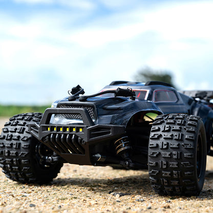 1/18 2.4G RC High Speed Off Road Vehicle 28km/h C8810 Four Wheel Drive Remote Control Car Brushed Motor ESC Lights RTR Battery