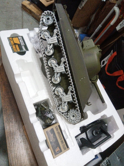 Second Hand Fast Shipping Henglong 1/16 Customized 7.0 3898 M4A3 Sherman RTR RC Tank Barrel Recoil 360 Degree Turret BB IR Smoke Metal Tracks Gearbox Drive Idler Road Wheels