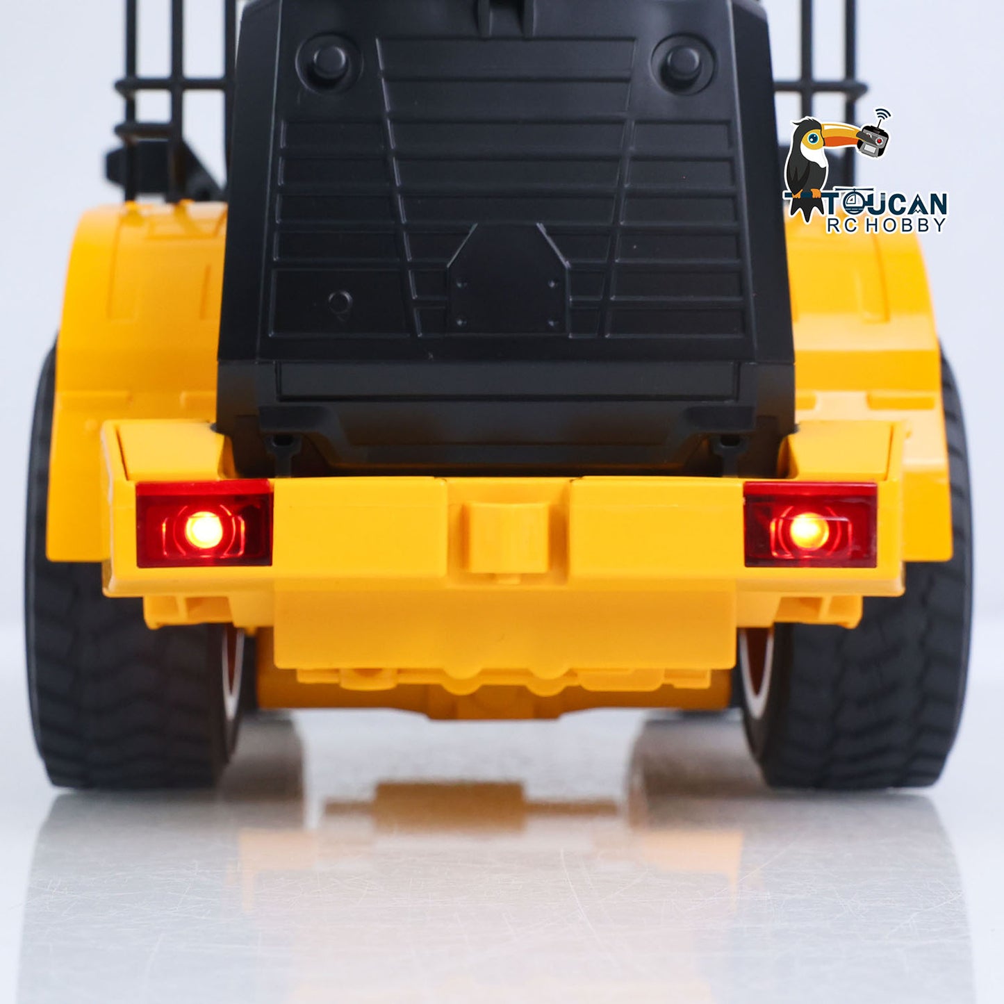 TOUCAN RC HOBBY HUINA 1/16 Half Metal Electric Remote Control Loader 552  Mini RC Engineering Vehicle Model Radio Lights Effect Sounds Effects
