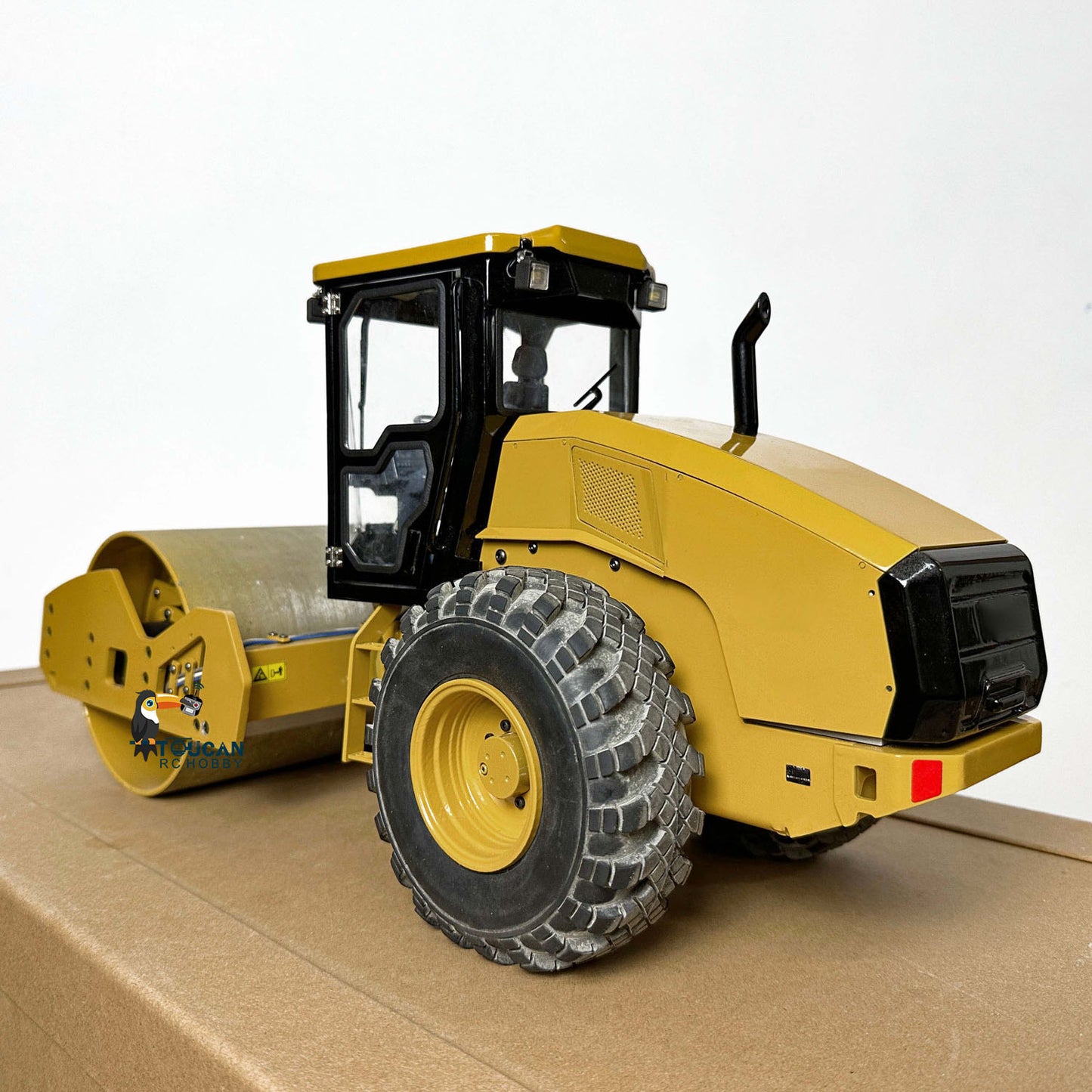 JZM Metal 1/12 CS11 Assembled Painted RC Road Roller Remote Control Engineering Vehicles Car Models FlySky I6S Radio System