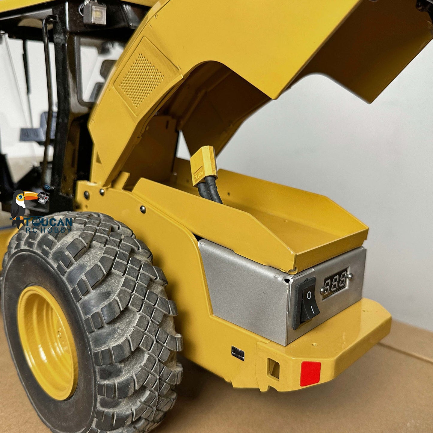 JZM Metal 1/12 CS11 Assembled Painted RC Road Roller Remote Control Engineering Vehicles Car Models FlySky I6S Radio System
