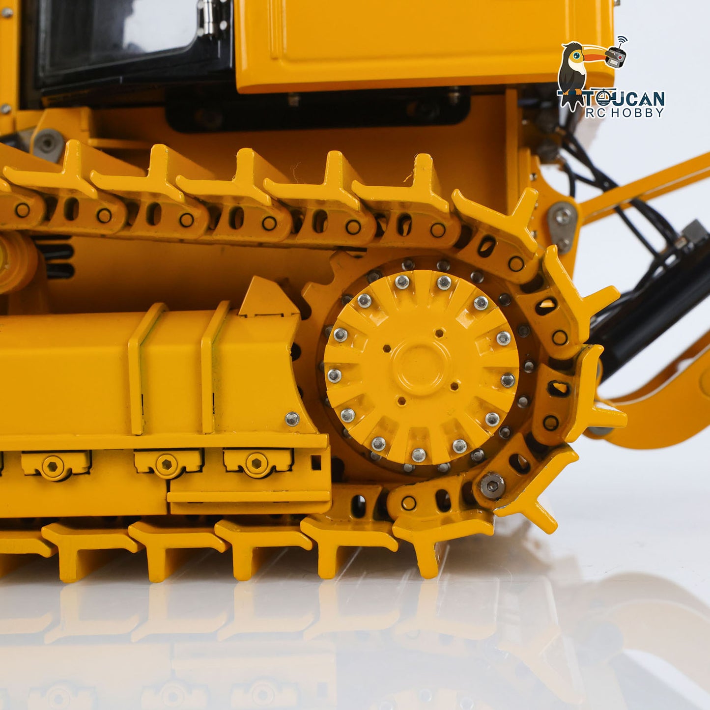 D3 metal construction machine with complete motor power assembly
