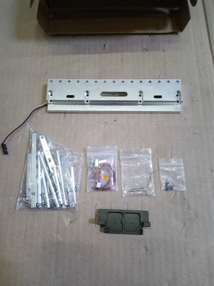 Second Hand Fast Free Shipping for EU Degree Metal Front Bumper Led Light Diy Tamiya 1/14 RC Tractor Truck 56344 56301