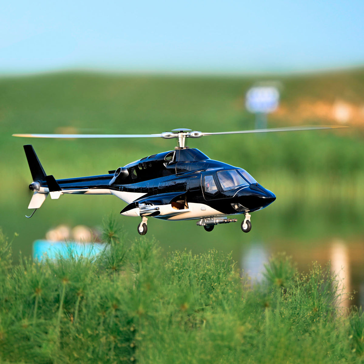 TOUCAN RC HOBBY FLYWING 470L Airwolf RC Helicopter 2-Blade Scale Model ACE GPS ATT RTF with Retractable Landing Gear Brushless Motor