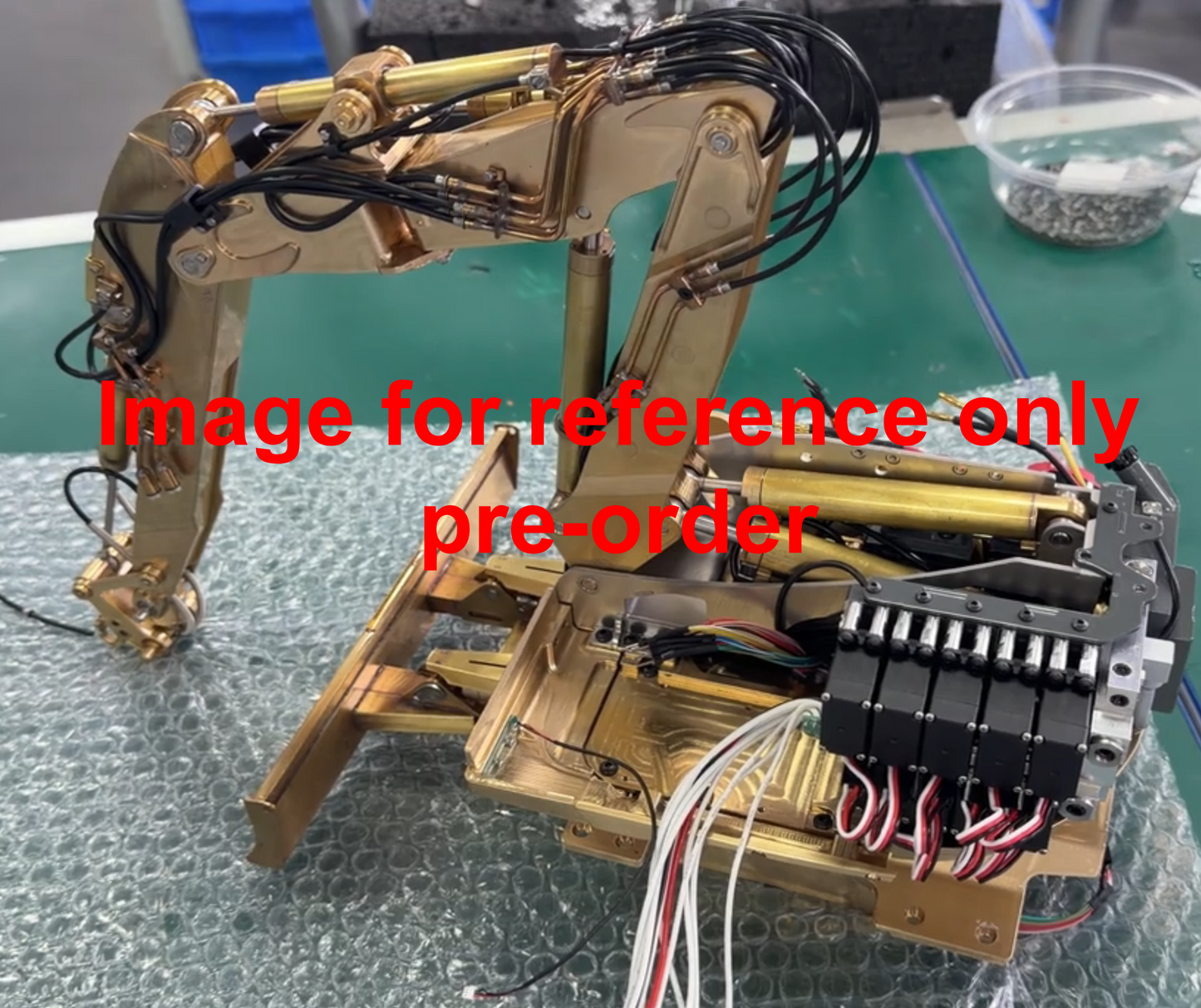 New Pre-order Deposit Brass Special Edition 1/14 LESU MC15 Metal RC Hydraulic Excavator RTR RC Digger Construction Vehicle Custom Limited-edition Art Collectibles
