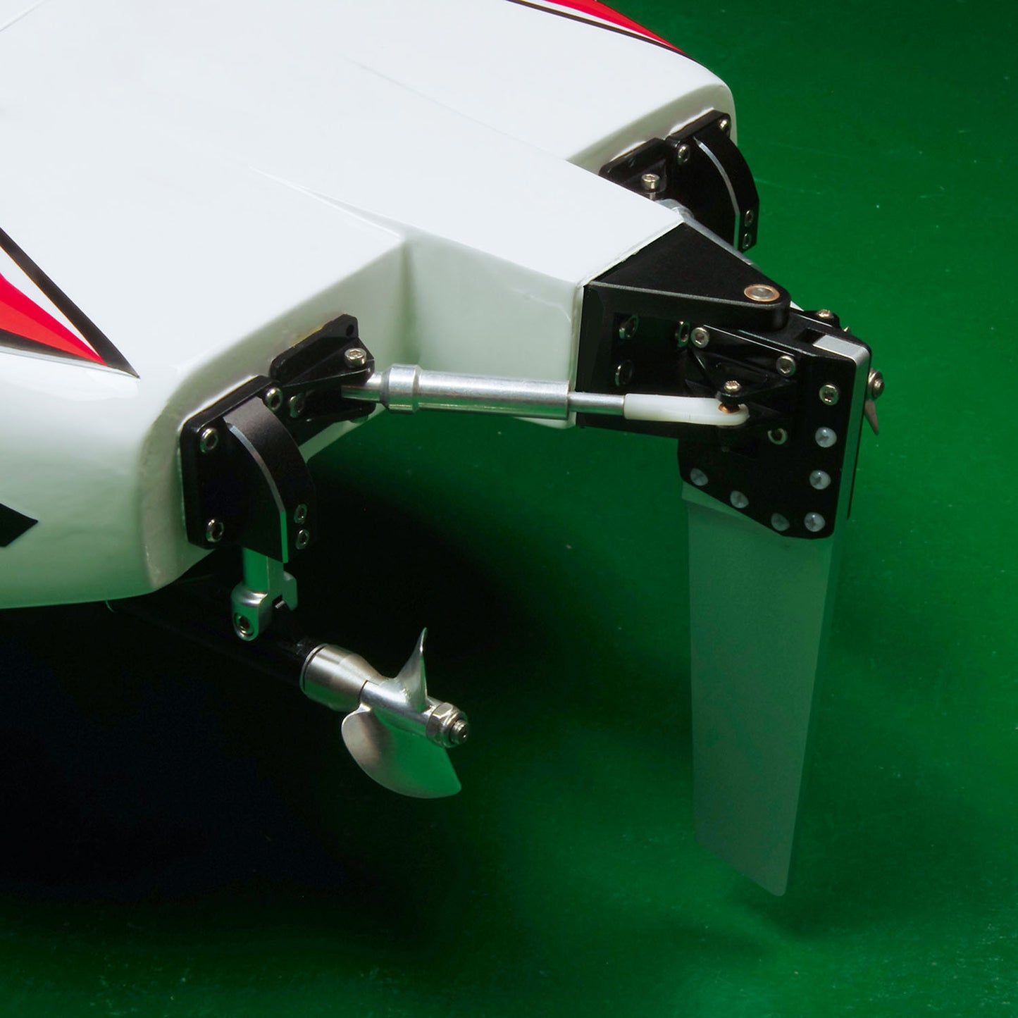 DTRC E33 RC Racing Boat High Speed 135KM/H Radio Control Fiber Glass Ship Model Metal Hardware 4082 Brushless Motor 160A ESC RTR