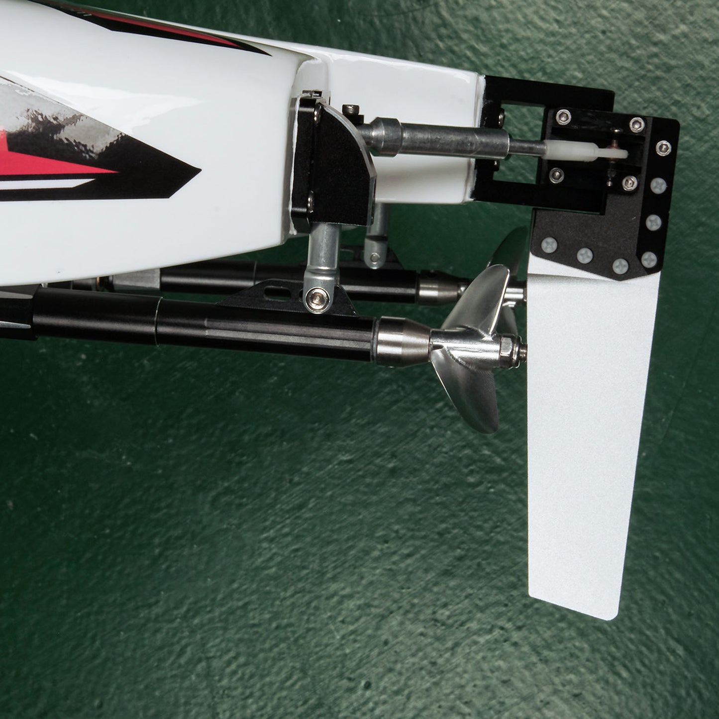 135KM/H DTRC E33 RC High Speed Ship Fiber Glass Radio Control Racing Boats Model Metal Hardware 4082 Brushless Motor 160A ESC