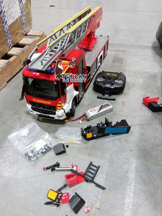 Free Shipping Second Hand US Stock 1/14 4X2 Metal Chassis Ladder Truck 3363 RC Fire Truck ST8 Radio 2Speed RTR Car