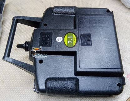 Free Shipping Second Hand US Stock Henglong 1/16 RC Tank 2.4Ghz 7.1 Generation Transmitter Radio Controller Model