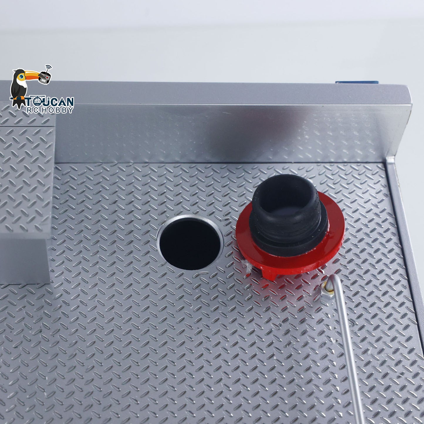Ready to drive RC high spray fire truck with ST8 remote and multi electronic modules
