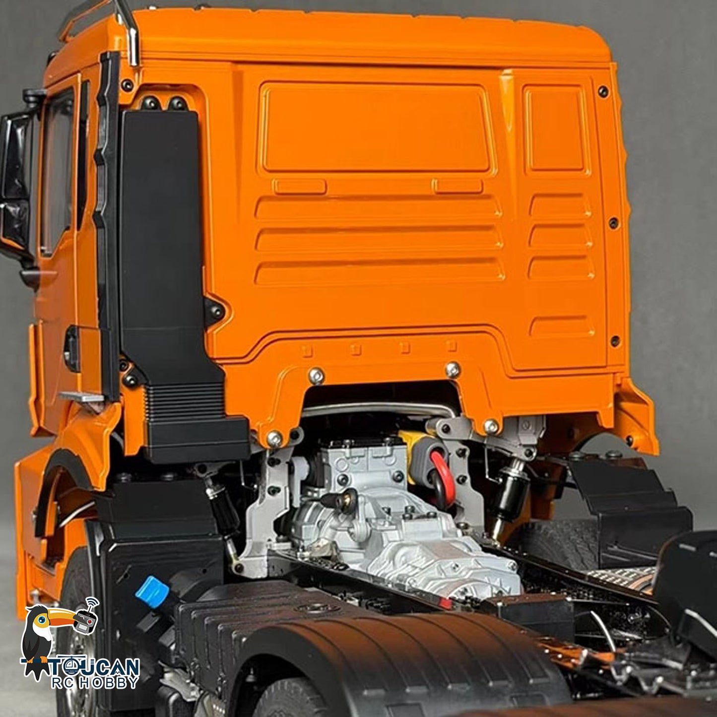 1/14 Metal 6X6 Remote Control Tractor Truck RC Lorry Car 3Speed Gearbox Wheelhub Reduction Axle Light Sound System ST8 Radio