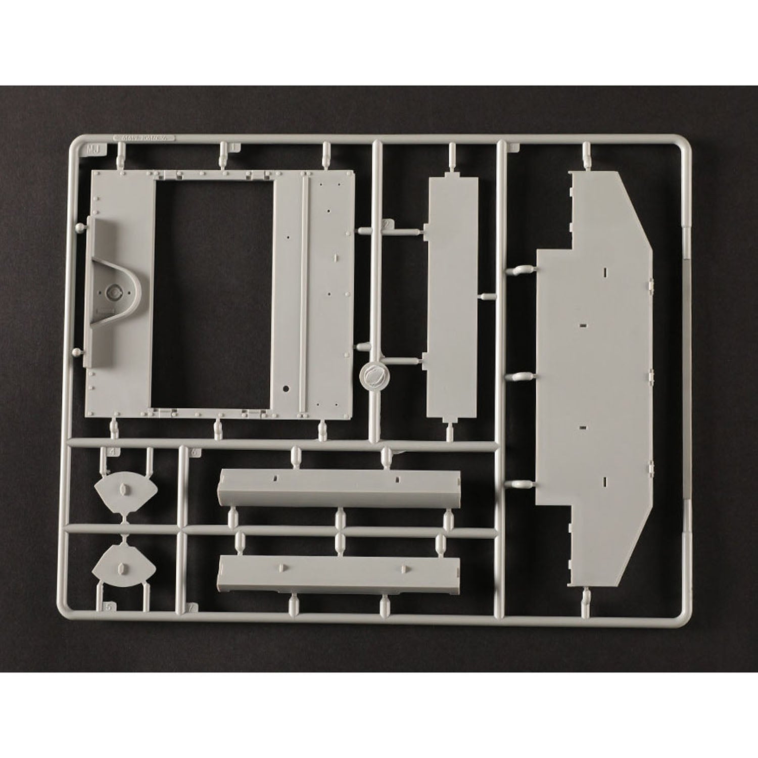 TOUCAN RC HOBBY Trumpeter US Stock 61621 I Love Kit 1/16 M4A3E8 Thunde
