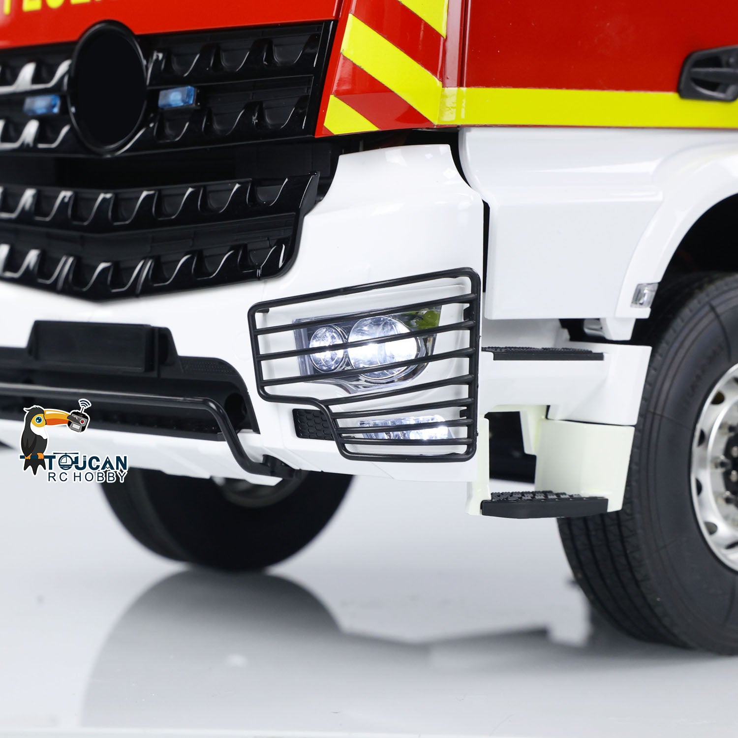 Complete PS0013 RC fire vehicle with full standard parts
